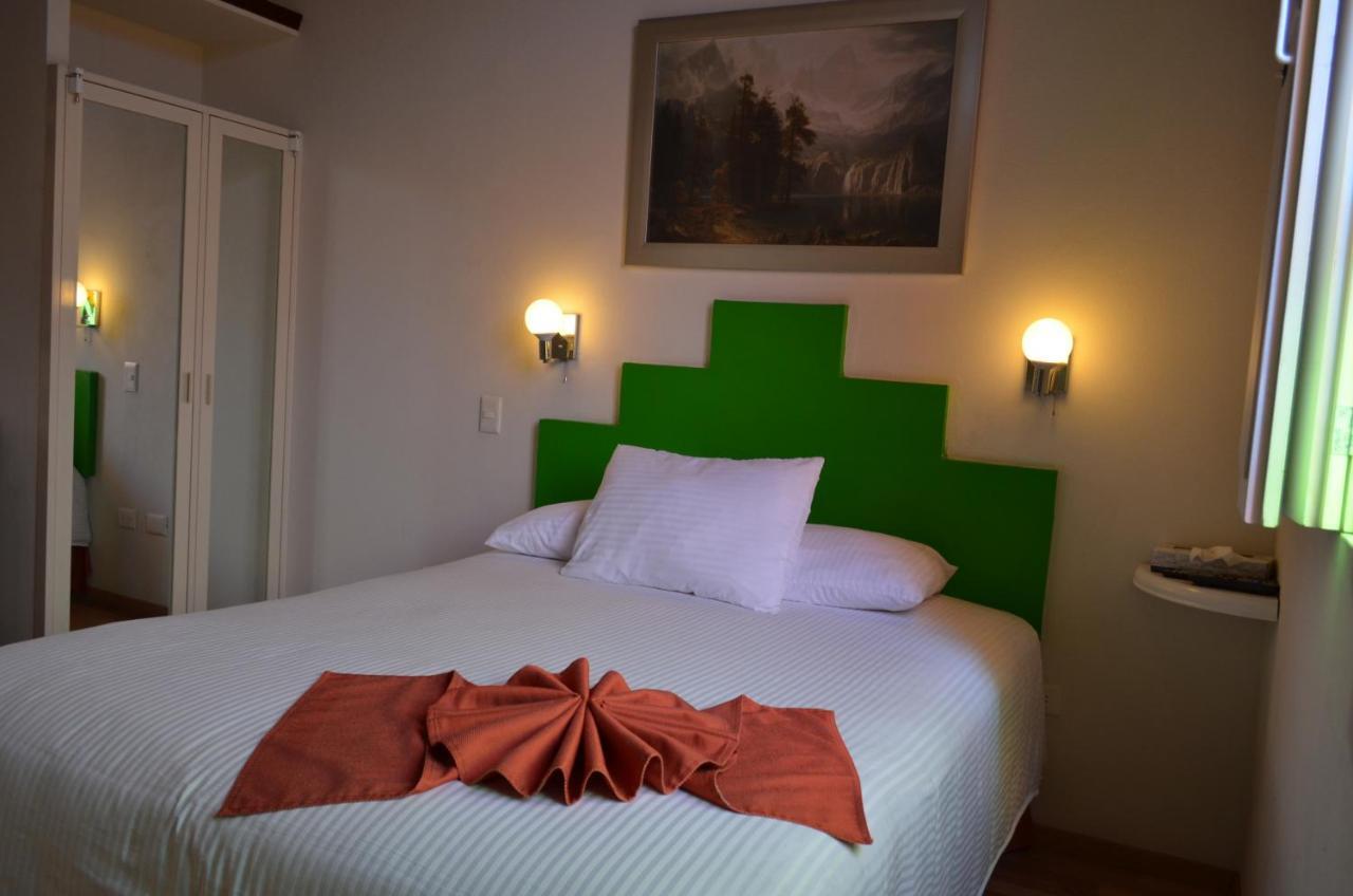 Hotel Del Capitan De Puebla, Departamentos エクステリア 写真